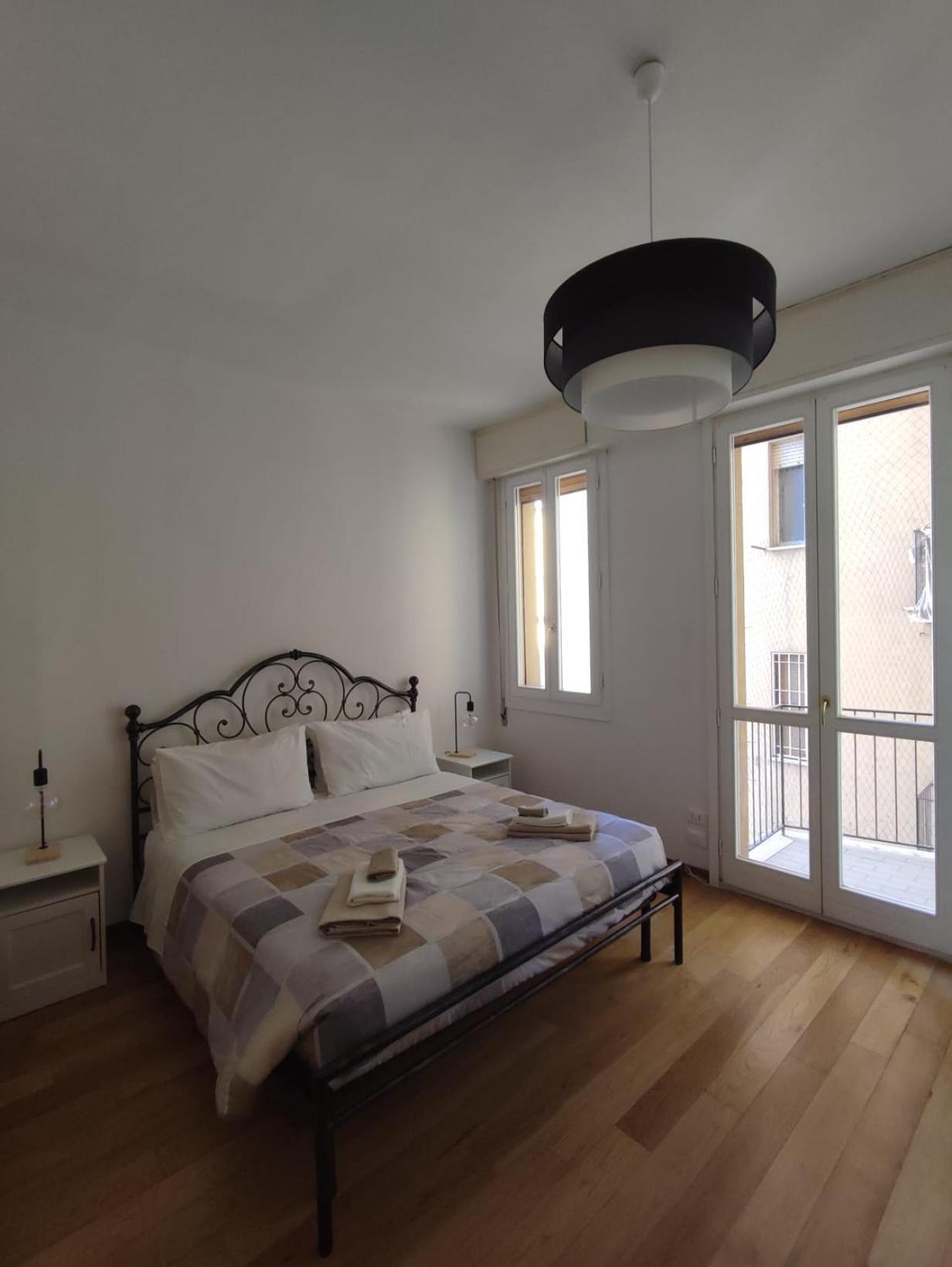 Casa Dei Fiori Apartman Bologna Kültér fotó